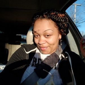 Meet your Posher, Sarai